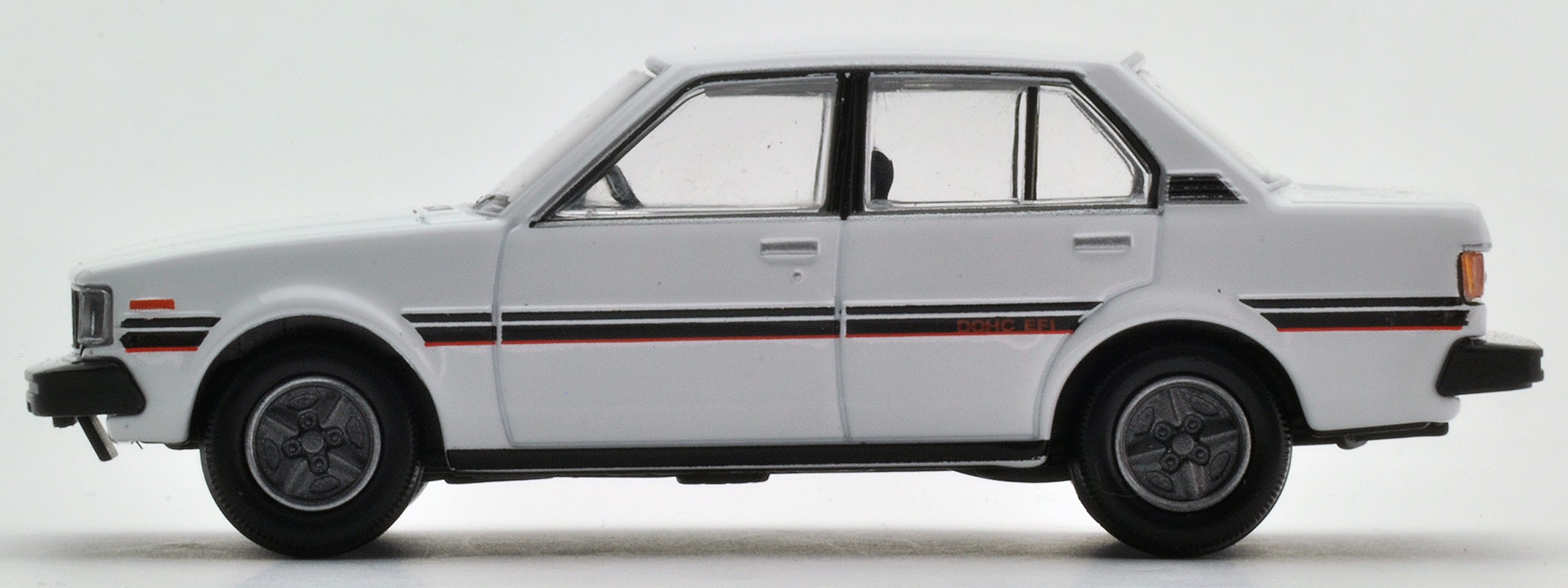 トミカリミテッドヴィンテージネオ セリカ1600GTR　カローラ1600GT Amazon.co.jp: トミカリミテッドヴィンテージ ネオ 1/64 LV-N134a